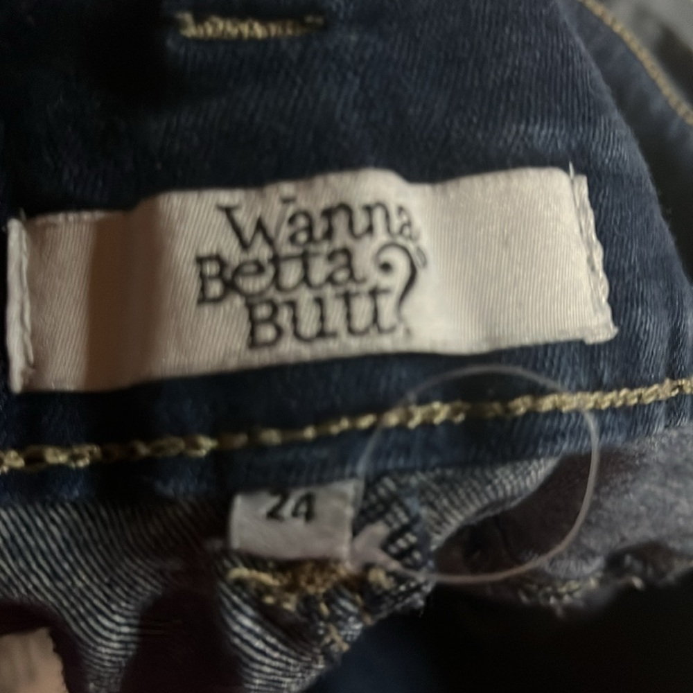 YMI Wanna Betta Butt Distressed Jean Shorts - Picture 7 of 7